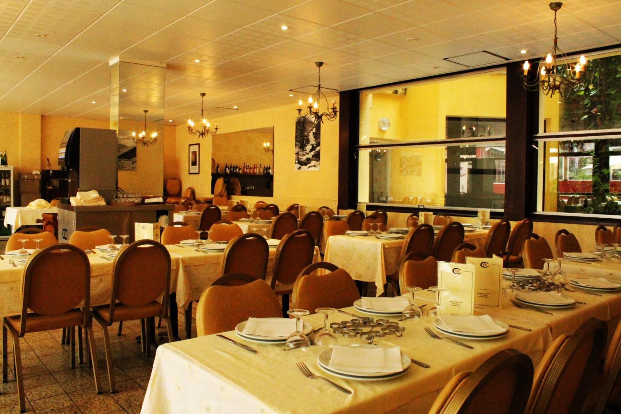Hotel Des Rosiers Lourdes Buitenkant foto